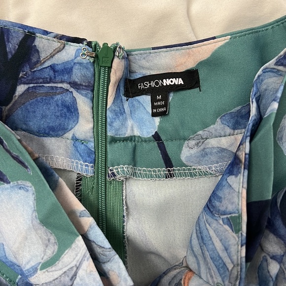 the cutest fashion nova set - Picture 3 of 5